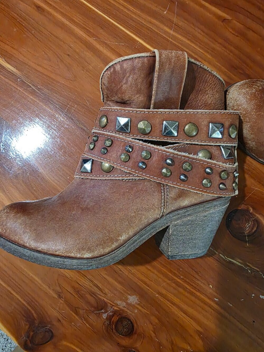 Circle G booties
